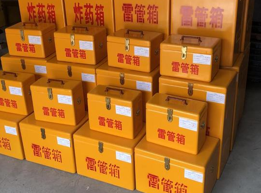 郸城玻璃钢雷管箱的使用寿命一般是多少？